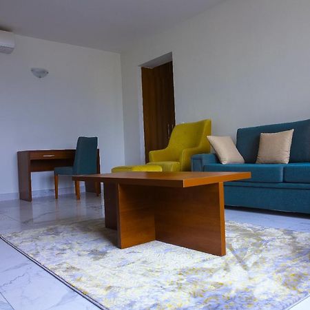 Residence Atta Abidjan Exterior photo